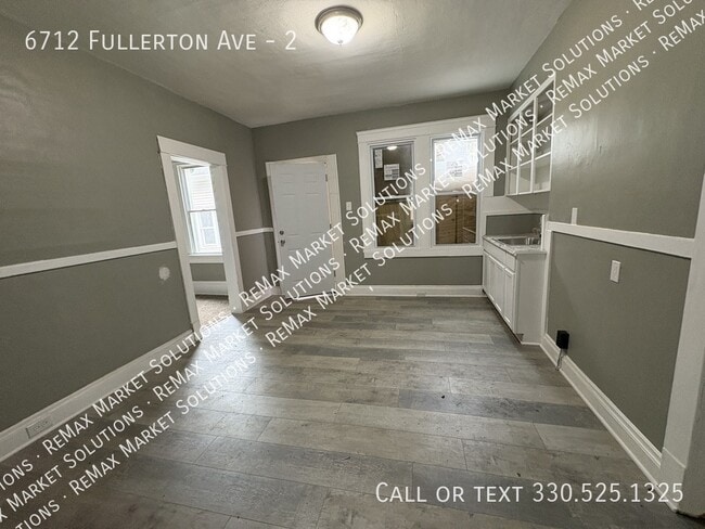 6712 Fullerton Ave Unit 2