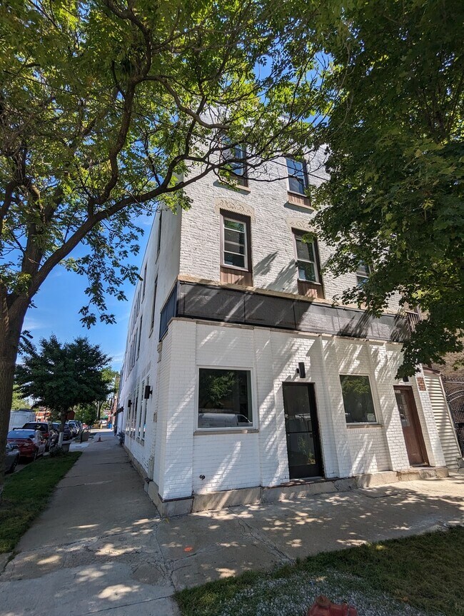 Photo - 1236 W Hubbard St Condo Unit 2N