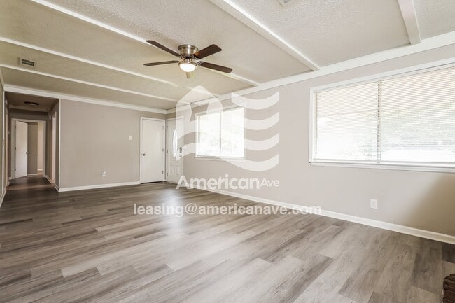 Photo - 904 Kirkland Dr