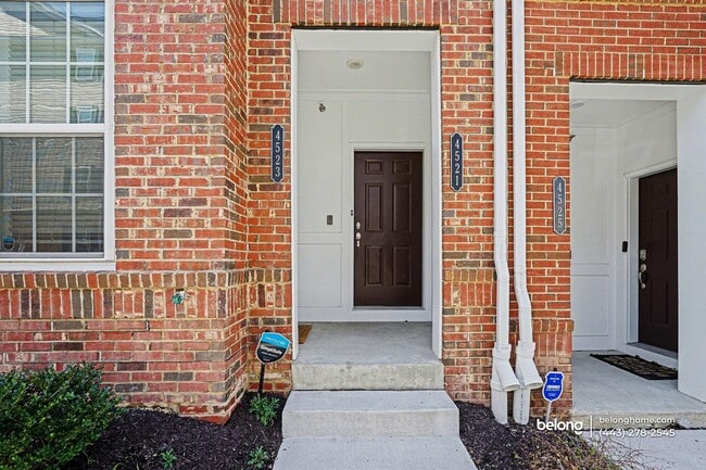 Photo - 4521 Reaney Ln