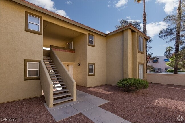 Building Photo - 7300 W Pirates Cove Rd Unit 2021 Rental