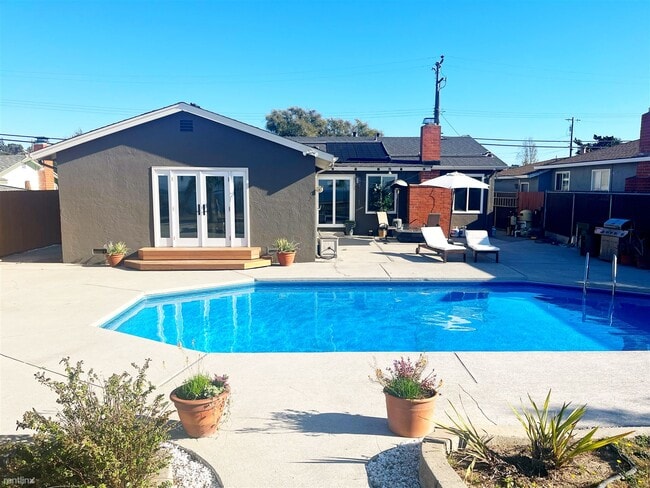 4 br, 2 bath House - 2115 Cypress Avenue - 4 br, 2 bath House - 2115 Cypress Avenue