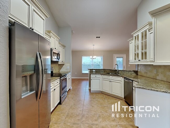 Photo - 6001 White Tail Loop