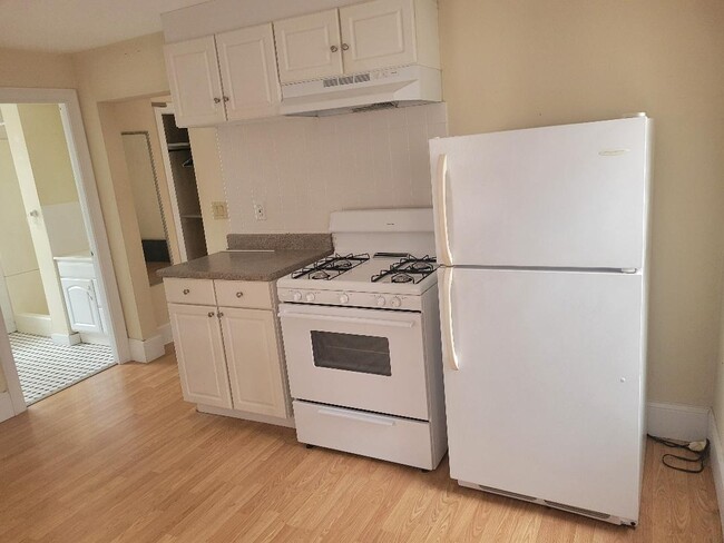 Photo - 10 Winsor St Unidad 1st floor