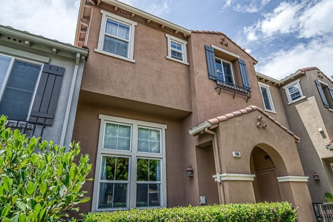 "Coming Soon" 3-Bedroom in Santa Clara- $4... - "Coming Soon" 3-Bedroom in Santa Clara- $4... House