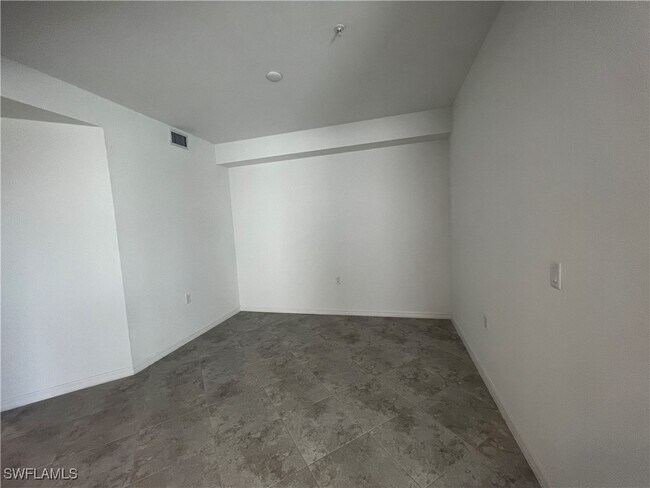 Photo - 5835 Double Eagle Cir Unit 4718