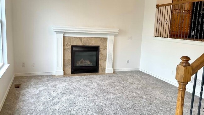 Photo - 930 NW Scenic Dr