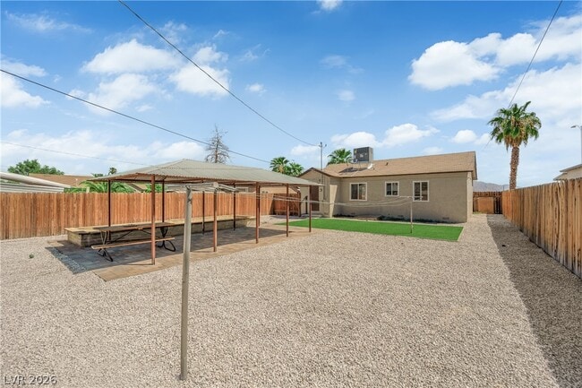 Photo - 433 N 10th St