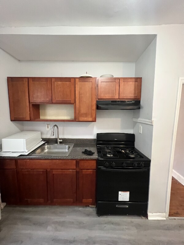 Photo - 4 Eaton Pl Unit 2