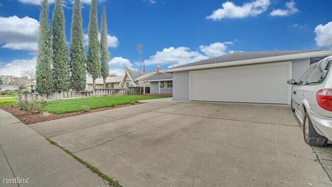 Photo - 3 br, 2 bath House - 5763 Waltrip Lane