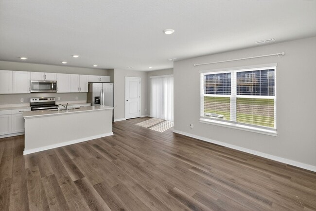 Photo - MODERN COMFORT!! 3 Bedroom, 3 Bathroom Townhome in Urbandale!