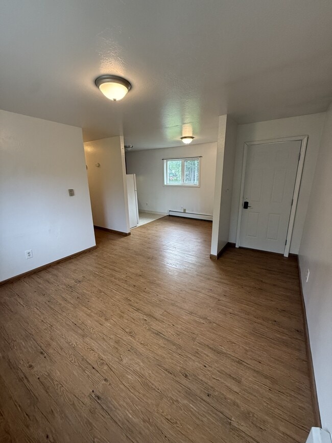 Building Photo - 2763 Mack Blvd Unit 2