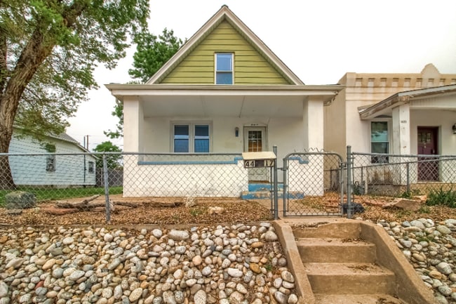 Building Photo - 4417 Pennsylvania St Rental