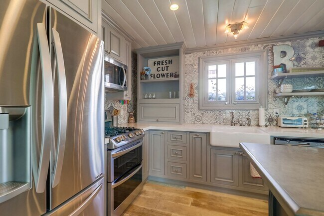 Photo - Furnished 2Bd/1Ba Apartment 2nd floor