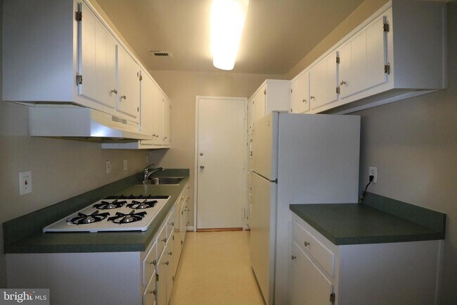 Photo - 10500 Rockville Pike