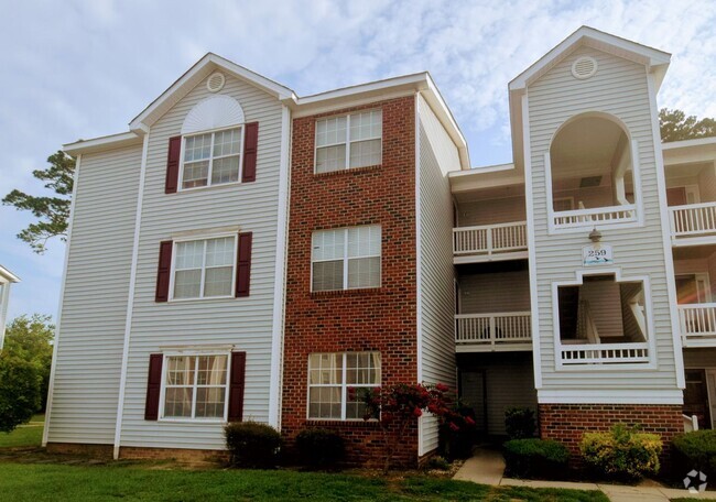 Building Photo - The Crossings at Morganton - Two weeks fre... Rental