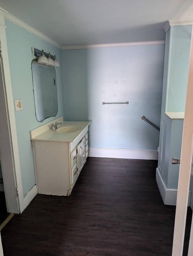 Photo - 717 Forest Ave