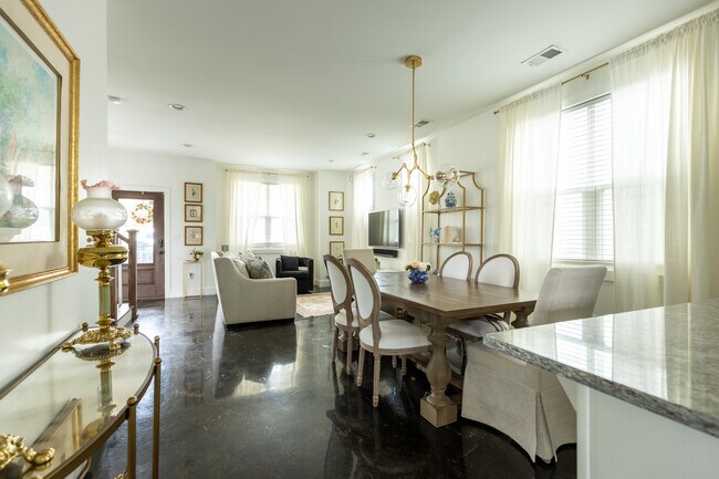 Photo - 1211B Litton Ave