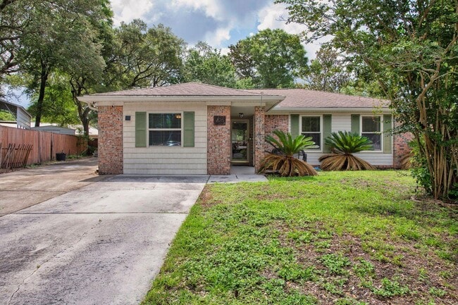 Building Photo - 326 Goldenrod Ct Rental