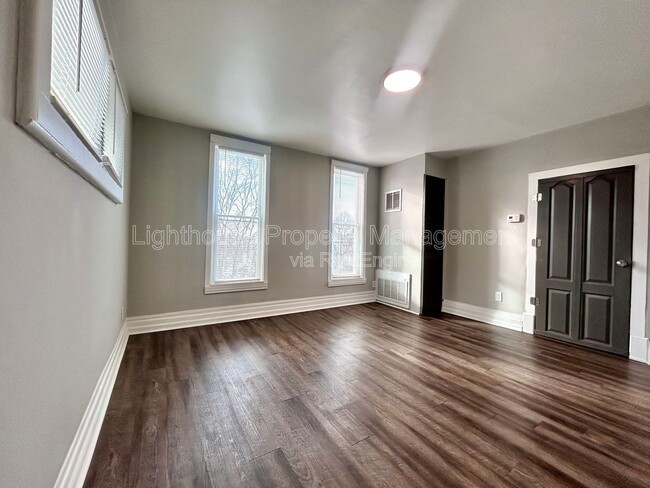 Photo - 1000 Cass Ave SE Unit 3