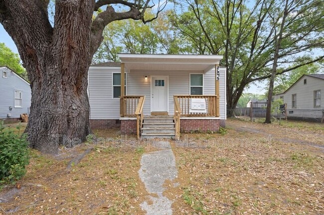 Building Photo - 2645 Oregon Ave