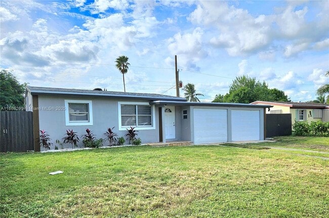 Photo - 2865 NE 13th Ave