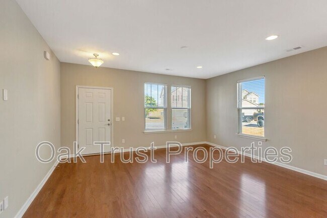 Photo - 1368 Wild Goose Trail