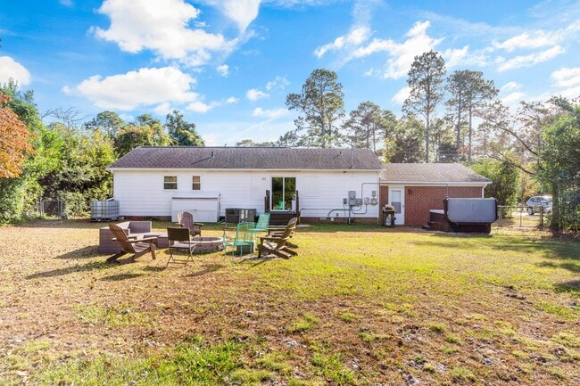 Photo - 417 N Crestwood Dr