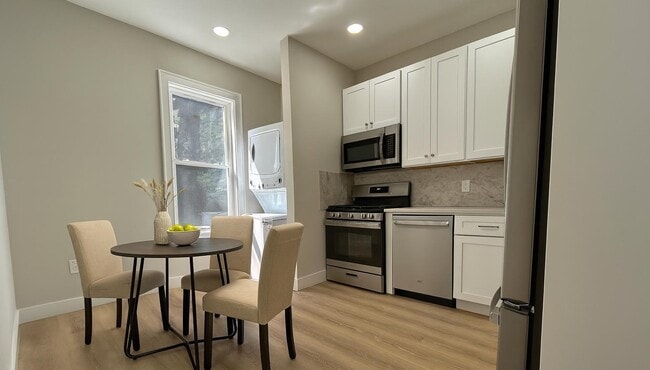 Photo - 115 CARTERET Ave Unidad 2