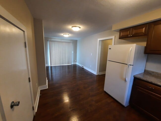 Photo - 3 Bedroom, 2 Bathroom Home with 1+ car attached garage