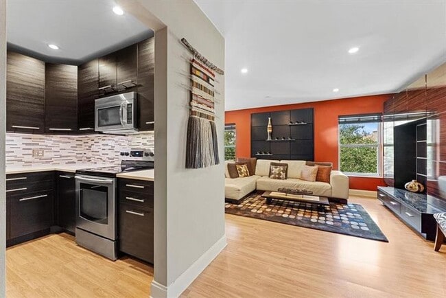 Photo - 2451 SW 82nd Ave