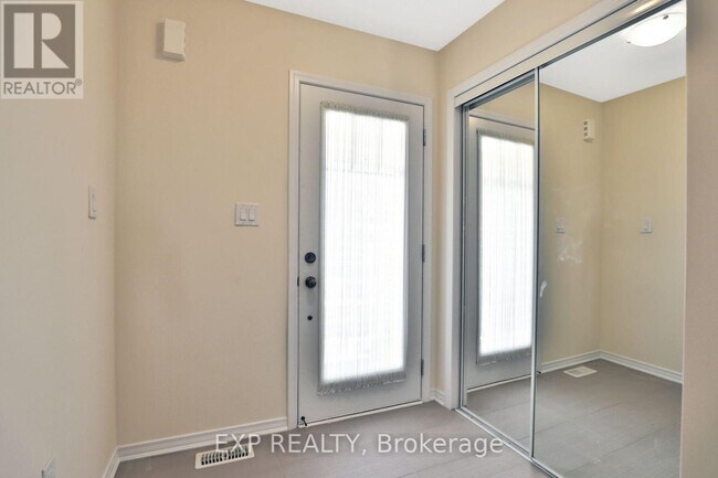 Photo - 7 Pagebrook Cres