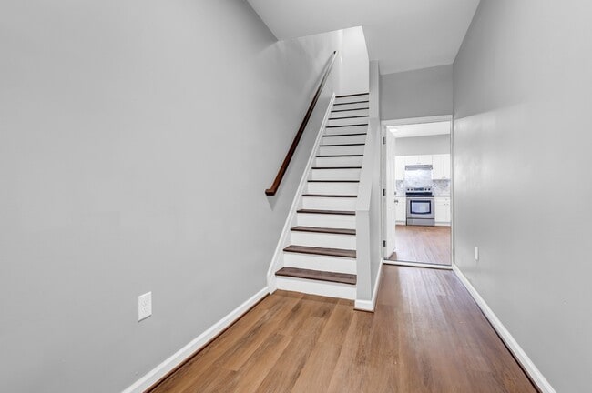 Photo - 2103 Chelsea Terrace