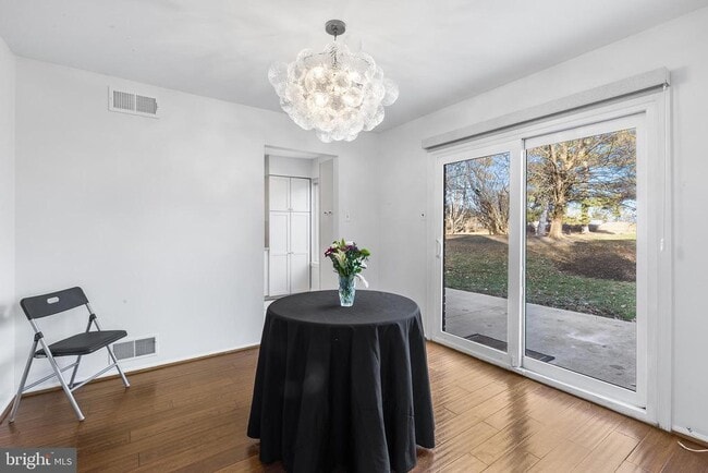 Photo - 106 Bernard Ct