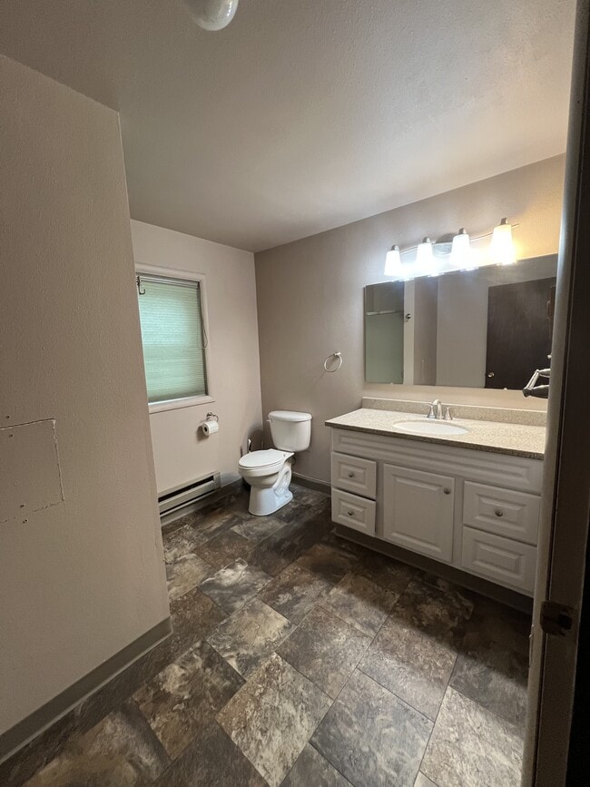 Photo - 109 Humbolt Loop