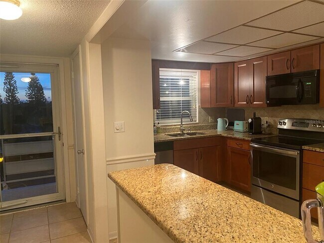 Photo - 5575 Gulf Blvd Unit 335