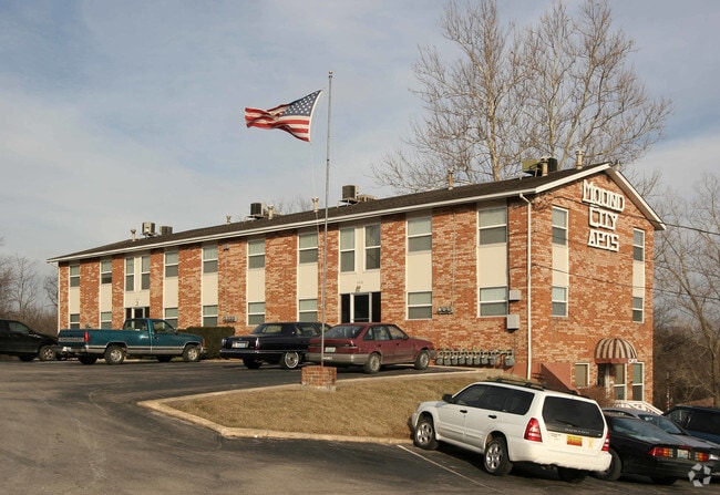 Photo - Mound City Apartments
