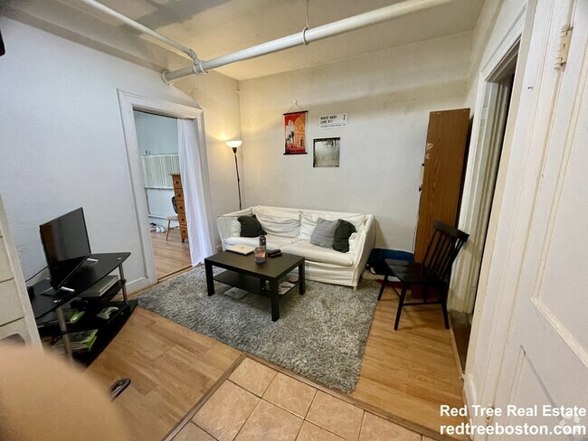 Building Photo - 281 Corey Rd Unit 1 Rental