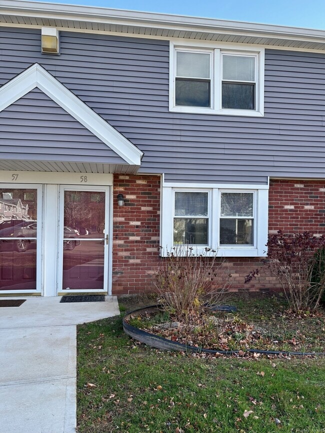 Photo - 211 E Main St Unit E58