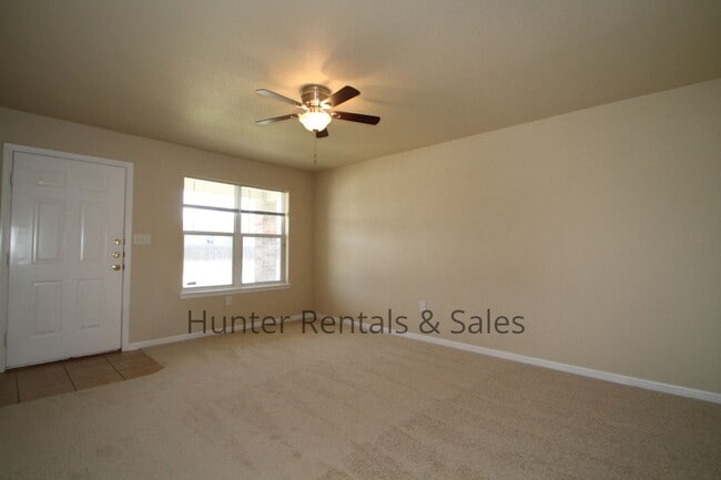 Photo - Rent Me! Rent Me!