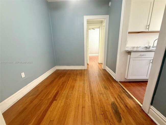 Photo - 114 Antilla Ave Unit 2