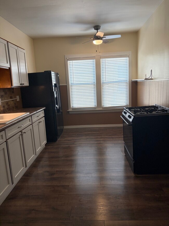 1376 Amherst St Unit 3