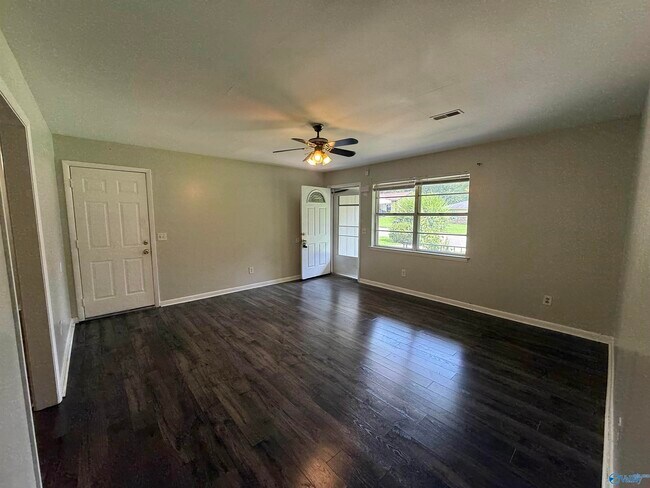 Photo - 5020 Ortega Cir NW