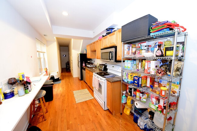 Photo - 1845 N 17th St Unit C - C-2-College Student Housing