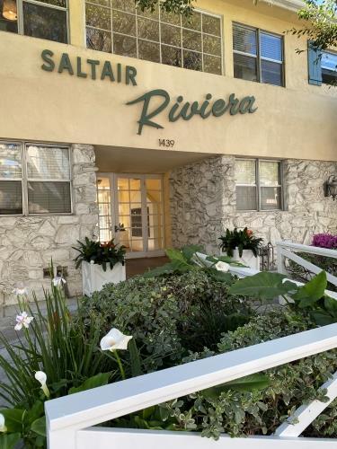 Photo - 1439 Saltair Ave