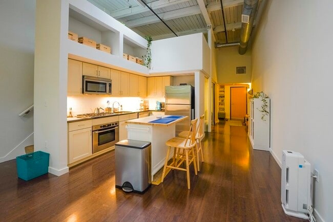 Photo - 1 Aberdeen Way