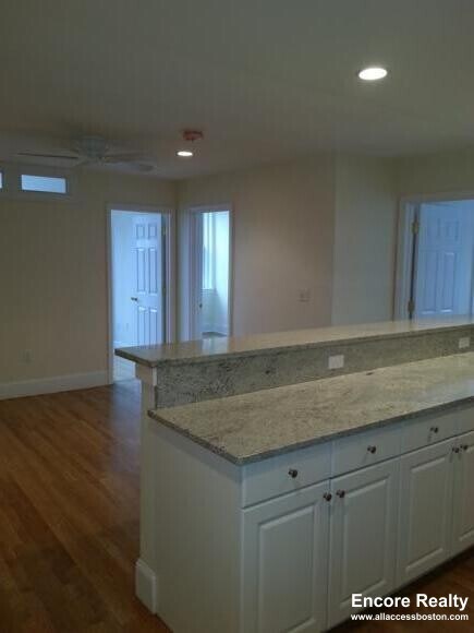 Photo - 62 Egmont St Unit 1