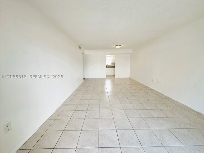 7340 SW 82nd St Unit C204