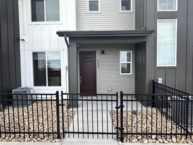 Photo - 6800 Merseyside Ln