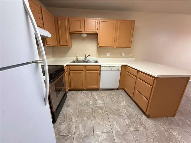 Photo - 2224 W Roselawn St